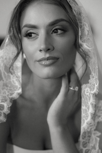 Chantilly Lace Veil