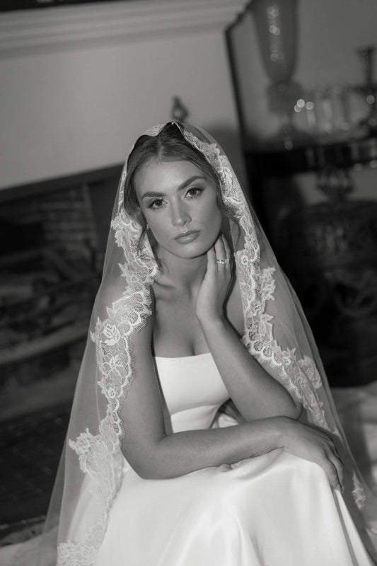 Chantilly Lace Veil